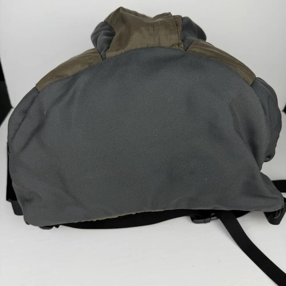 Arcteryx Fuse Backpack 28L Olive Charcoal Daypack Hiking Camping Outdoor Y2K